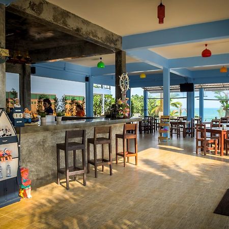 Sea Stone Hotel Накхонситхаммарат Экстерьер фото