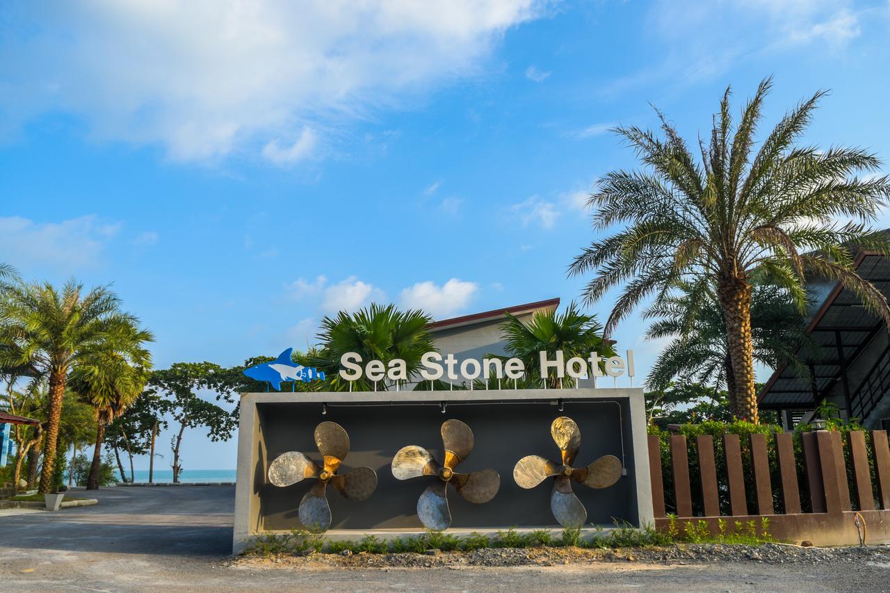 Sea Stone Hotel Накхонситхаммарат Экстерьер фото
