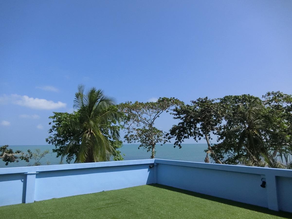 Sea Stone Hotel Накхонситхаммарат Экстерьер фото