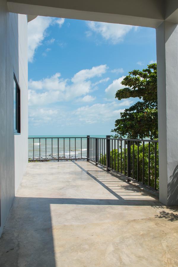 Sea Stone Hotel Накхонситхаммарат Экстерьер фото